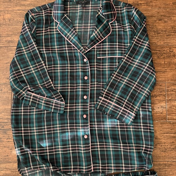 Ann Taylor 2 piece pajama Set Size M green pink plaid - Picture 3 of 6